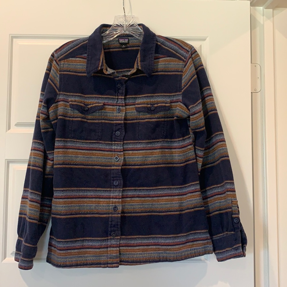 Patagonia women’s organic cotton flannel